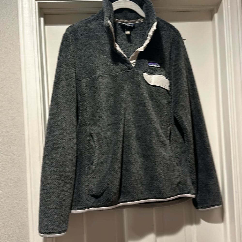 Patagonia quarter button fleece